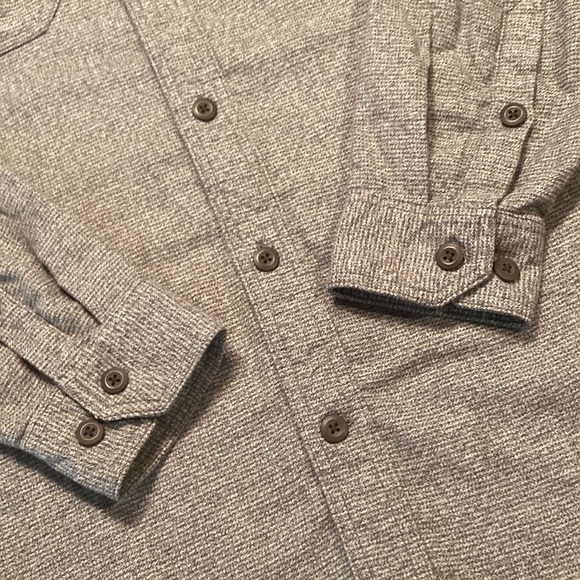 DULUTH Trading Company Mens Button Down Flannel Shirt - size Large - Picture 8 of 16